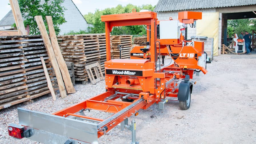 Wood-Mizer LT15CLASSIC Mobile with MP100 planer